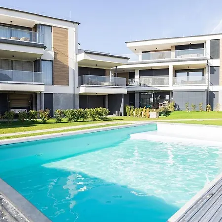 B9 Penthouse Lejlighed Alsóörs