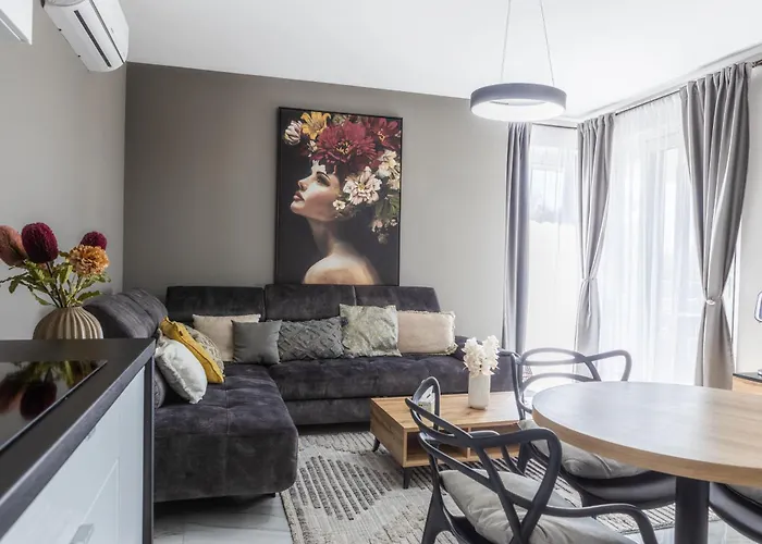 B9 Penthouse Апартаменты *