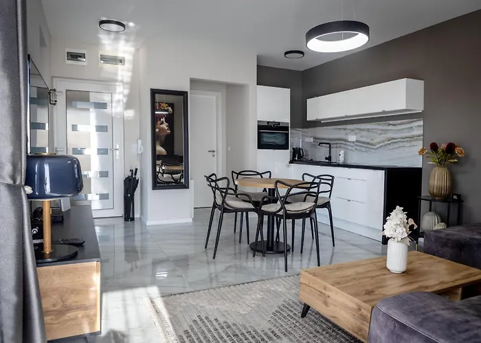 Апартаменты B9 Penthouse *